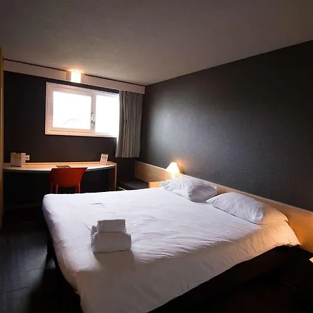 Ibis Rennes Beaulieu Hotel 3*